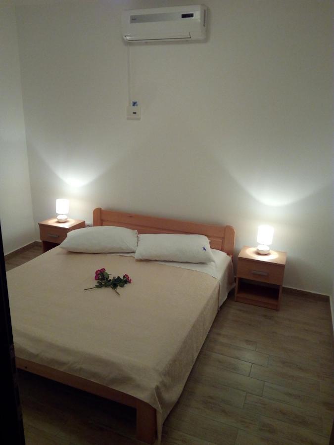 Apartment On The Beach Lokva Rogoznica Extérieur photo