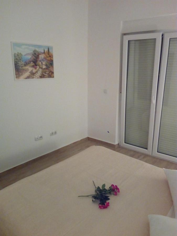 Apartment On The Beach Lokva Rogoznica Extérieur photo